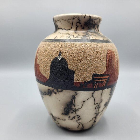 Signed Horse Hair Pottery Handcrafted Native American Vase Desert Scene Animals - Picture 5 of 15